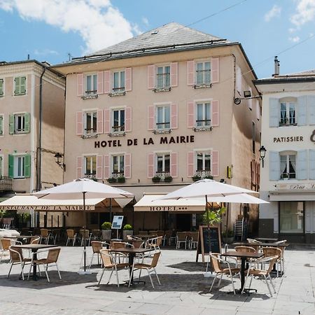 Logis - Hotel De La Mairie アンブラン エクステリア 写真