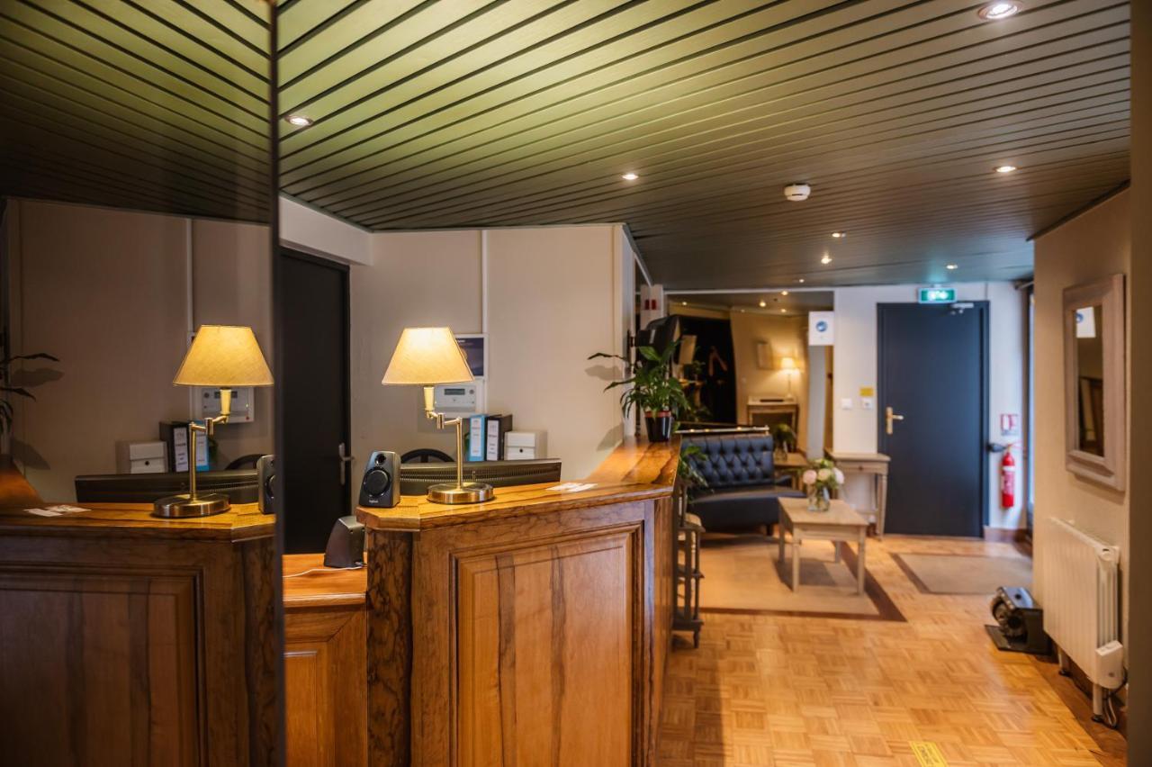 Logis - Hotel De La Mairie アンブラン エクステリア 写真